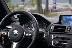 Comprar ou alugar carro: descubra o que vale mais a pena