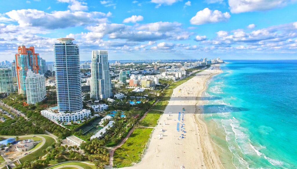 Planeje uma viagem para Miami, Estados Unidos. Fonte: KYAK