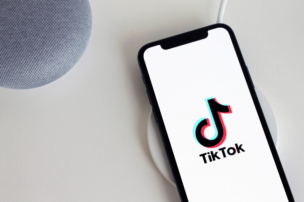 O TikTok permite ganhar dinheiro de diversas formas. Além disso, nada como ser pago enquanto se diverte e se entretém, não é mesmo? Imagem: Pixabay