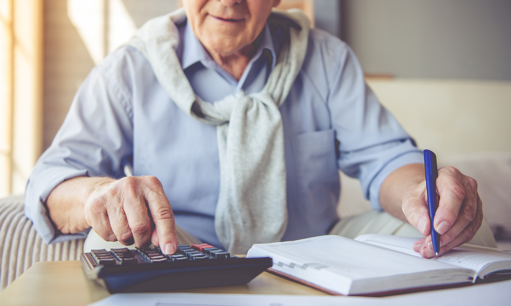 Muitas pessoas ainda não entendem o que é aposentadoria e não sabem como calcular o tempo de contribuição. Fonte: Riconnect.
