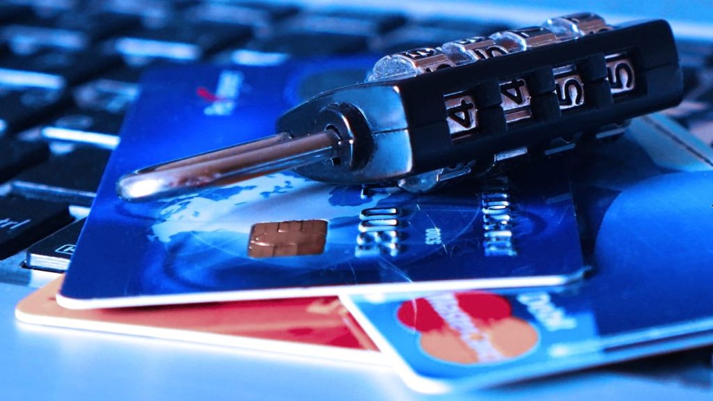 Saiba como evitar que seu cartão de crédito seja bloqueado com estas dicas!